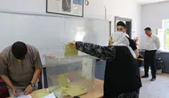Tavşantepe Mahallesi muhtarlık koltuğu için sandık başında