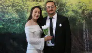 Yüksekova’da meslektaş öğretmen çift okul bahçesinde dünyaevine girdi