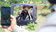 Elazığlı çoban çöpte bulduğu televizyonla fenomen oldu