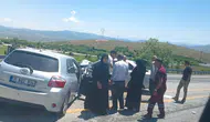 Elazığ-Keban yolunda iki otomobil çarpıştı 4 yaralı
