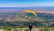 Cudi Dağı zirvesinden gökyüzüne atlayış yaptılar