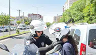 Diyarbakır'da sınav telaşı Yanlış okula giden öğrencileri polis kurtardı