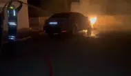 Siverek’te gece vakti park halindeki araç küle döndü