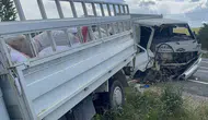 Elazığ Kovancılar yolunda iki kamyonet çarpıştı
