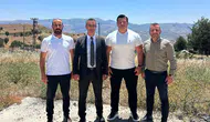 Milli güreşçi Rıza Kayaalp rotasını Şırnak’ın zirvelerine çevirdi