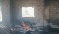 Siirt merkezde bir evde çıkan yangın mahalleliyi sokağa döktü
