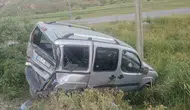Tatvan yolunda iki otomobil çarpıştı 5 yaralı