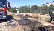 Karaköprü kırsalında çıkan orman yangını büyümeden kontrol altına alındı