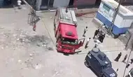 Bağlar’da üç katlı binanın en üst katı alevlere teslim oldu