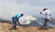 Yüksekova Çatma köyünde büyük yangın bin balya otu yaktı
