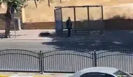 Şanlıurfa'da durakta bekleyen kadına silahlı saldırı düzenlendi