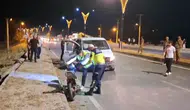 Bitlis Yolalan beldesinde motosiklet ve otomobil çarpıştı