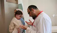 Diyarbakırlı bebeğin 1,5 yıllık kusma çilesi nadir bir hastalıkla son buldu