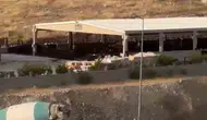 Şanlıurfa'da alev alan otomobili beton mikseri kurtardı