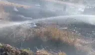 Karakoçan ilçesindeki arazi yangını ekiplerin hızlı müdahalesiyle kısa sürede söndürüldü