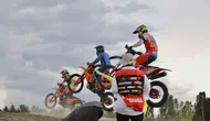 Ağrı zirvesinde motor sesleri yükseliyor ve enduro heyecanı başladı