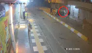 Kızıltepe’de kontrolden çıkan otomobil refüje çarparak takla attı