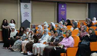 Diyarbakırlı kadınlar tekstil eğitimlerini başarıyla tamamlayıp sertifikalarını aldı