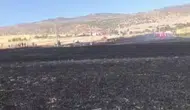 Silvan kırsalında hasat sonrası çıkan yangın 100 dönümü küle çevirdi