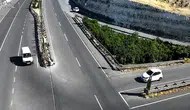 Şanlıurfa yolunda üç kişinin hayatını kaybettiği feci kazanın görüntüleri izlendi