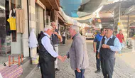 Çermik Belediye Başkanı Karamehmetoğlu pazar yerinde vatandaşların taleplerini dinledi