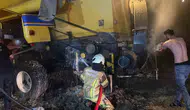 Hani ilçesindeki tarlada çalışan biçerdöver alevlere teslim oldu
