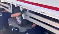 Elazığda kamyonetin tekerine sıkışan yavru kedi kurtarıldı
