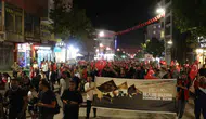 Vanlılar 15 Temmuz anma etkinliklerinde meydanlara akın etti