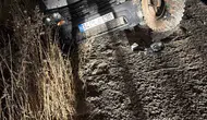Diyarbakır Çınar yolunda traktöre çarpan otomobilde bir kişi yaralandı