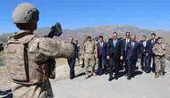 Bakan Çiftçi Sınır Karakolunda Terörsüz Türkiye Hedefini Yeniledi