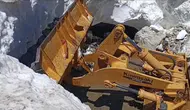Bingöl dağlarında Temmuz ayında kar mesaisi sürüyor