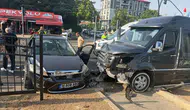 Bingöl merkezde iki aracın karıştığı trafik kazasında beş kişi yaralandı