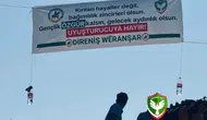 Tribünlerden sokaklara uzanan anlamlı duruş: Amedspor taraftarları Viranşehir'de uyuşturucuya karşı bayrak açtı