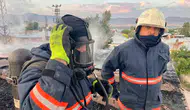 Tuşba ilçesindeki Hıdır Mahallesi Camisi sabaha karşı çıkan yangınla küle döndü