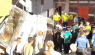 Şanlıurfa'da sokakta oyun oynayan küçük Zeynep kamyonun altında kalarak hayatını kaybetti