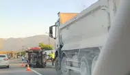 Muş Bingöl kara yolunda ticari araç devrildi bir kişi yaralandı