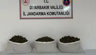 Diyarbakır genelindeki geniş çaplı uyuşturucu operasyonunda 107 kilo esrar yakalandı