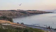 Van Mollakasım Sahili çöp yığınları arasında yok olma tehlikesi yaşıyor
