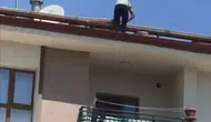Elazığda beş katlı binanın tepesindeki işçinin yürek burkan anları