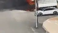Elazığ’da park halindeki araç küle döndü