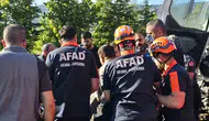 Elazığ yolunda tır kazası sonucu bir sürücü araçta mahsur kaldı