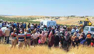 Şanlıurfa'daki feci trafik kazasında yaşamını yitiren üç kuzen son yolculuğuna uğurlandı