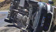 Pervari yolunda acil müdahale ekibini taşıyan ambulans kaza yaptı