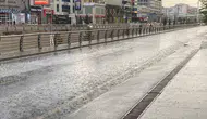 Meteoroloji uyarısı sonrası Elazığ'da sağanak yaşamı felç etti