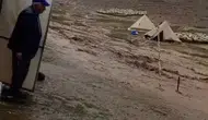 Pülümür yaylalarında sağanak yağış üreticileri zor durumda bıraktı