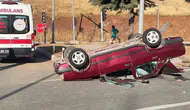 Elazığ'da iki otomobil çarpıştı, Tofaş takla attı 7 yaralı