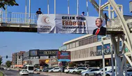 Batman sokaklarına Türkçe ve Kürtçe barış pankartları asıldı
