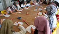 Elazığlı çocuklar geleneksel filografi sanatı ile yaratıcılıklarını keşfediyor