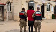 Karaköprü ilçesinde aranan hükümlü jandarma operasyonuyla ele geçirildi