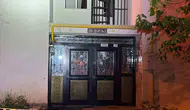 Temel kazısı sırasında çatırdayan bina boşaltıldı